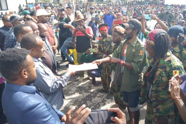 Penyerahan Aspirasi dari PRP Lapago ke DPRP Jayawijaya