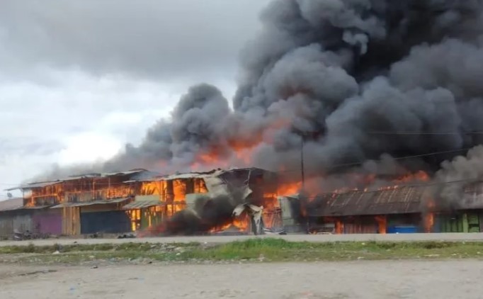 Kondisi Pasar Waghete Deiyai yang sempat dibakar massa