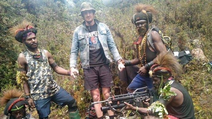 pilot-susi-air-disandera-KKB-Papua-Egianus-Kogoya